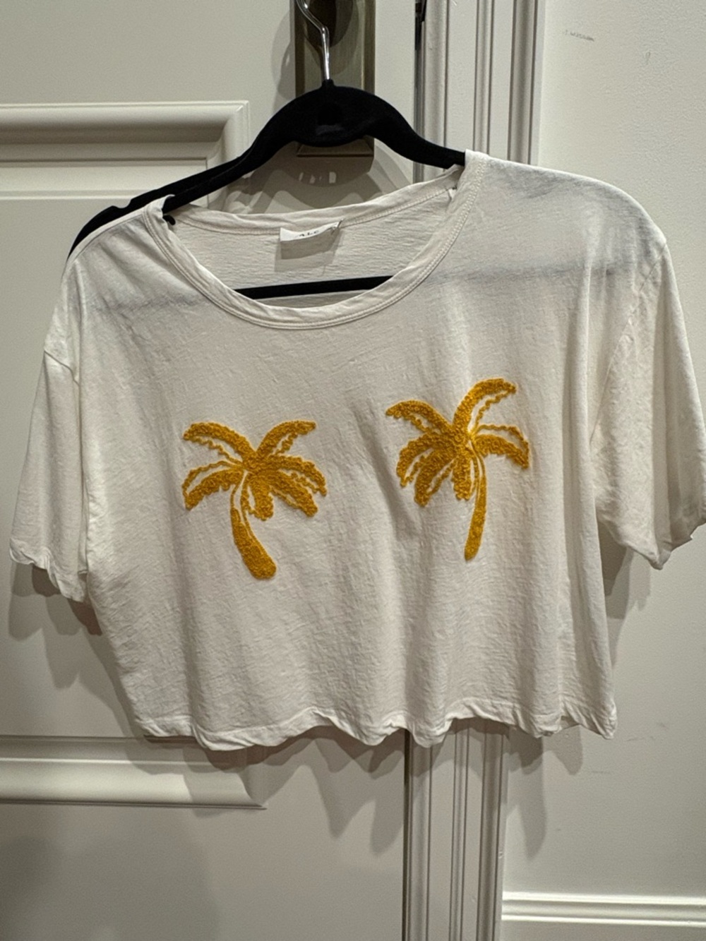A.L.C. Palm Tree Embroidered Cropped Tee - size small